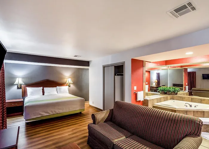 Hotel 6-tulsa, Ok Tulsa