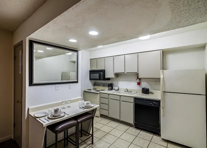 Hotel 6-tulsa, Ok