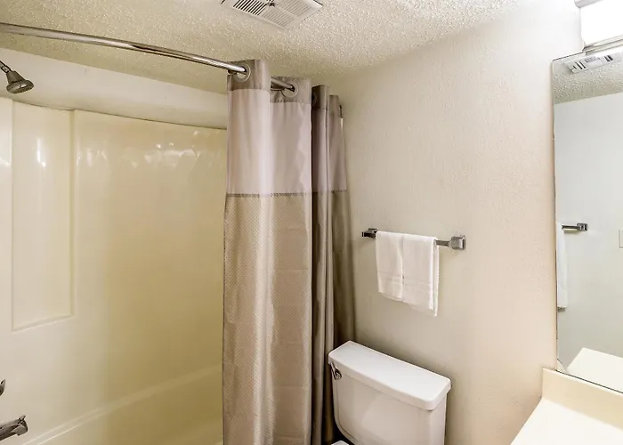 Hotel 6-tulsa, Ok Tulsa