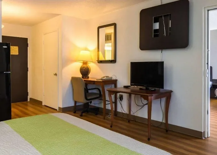 Hotel 6-tulsa, Ok 2*